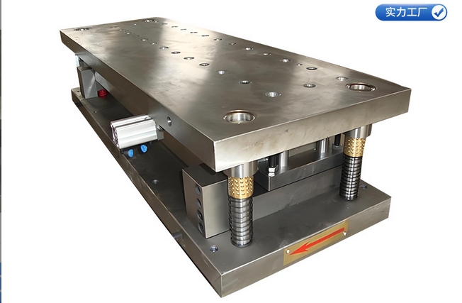 冲压模具保养，决定寿命和精度：筑牢制造业核心竞争力的关键防线